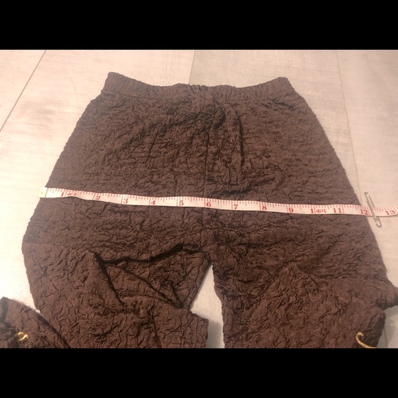 Crinkled Material Soft Legging Embroidery Elastic Waistline Stretchable Cool - Picture 5 of 11